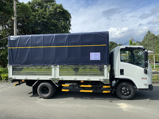 Xe tải Isuzu QKR 230 1.9 tấn thùng mui bạt