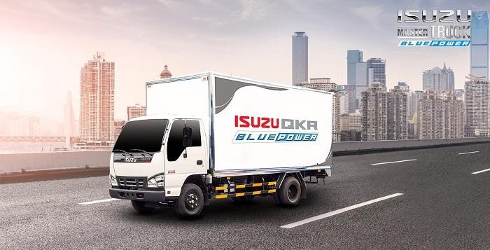 ISUZU FORWARD F-SERIES BLUE POWER chính là dòng xe tải trung và nặng thế hệ mới đang rất được chú ý hiện nay